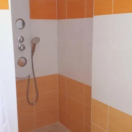 Bed & Breakfast Casa Kara
