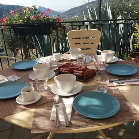 Bed & Breakfast Casa Kara Dolceacqua
